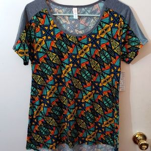 NWT. LuLaRoe Colorful Aztec design. Color block shoulder. Small.